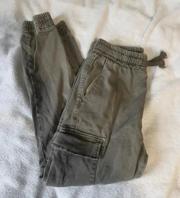 Pantalon cargo kaki 🌸 32 - 2XS